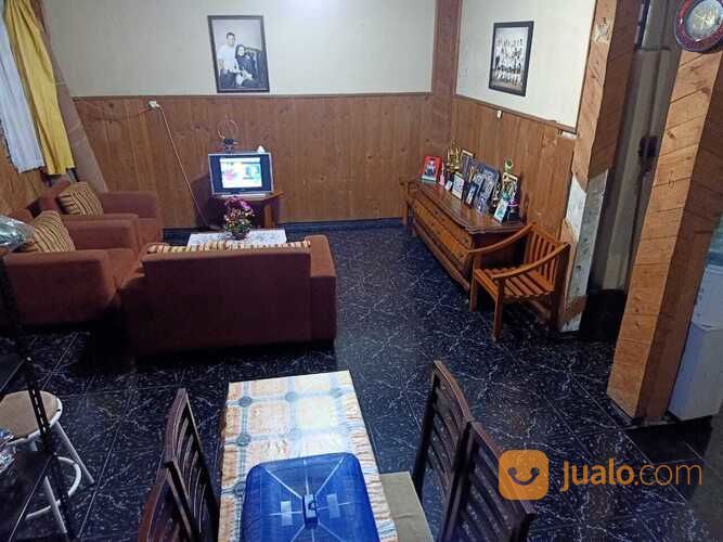 Rumah 4 Kamar Dekat Taman Tegalega Di Jl. Kotabaru Bandung