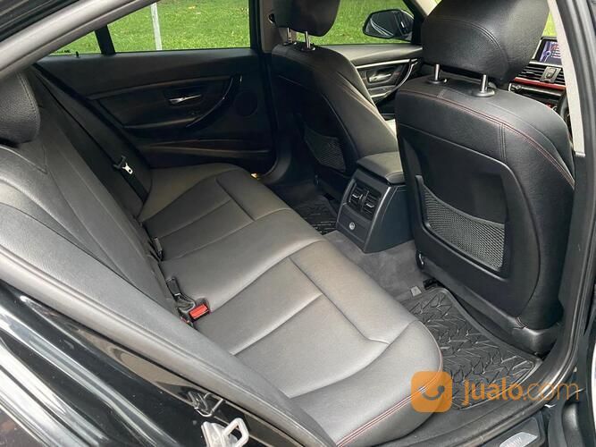 Bmw 3i F30 12 Obsidian Black On Black Pemakaian 14 Harga Murah Di Kota Jakarta Barat Dki Jakarta Jualo Com