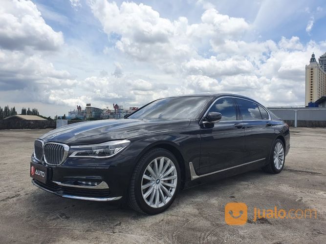 BMW 740Li Pure Excellence AT 2020 740 Li Hitam 3rb 2019 Mercy S450 2018 Mercedes Benz S400 2017