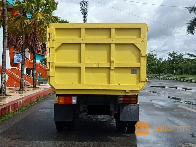 MITSUBISHI DUMP TRUCK SUPER HDX 6.6 HIGH GEAR YELLOW 2019