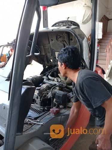 SEWA DAN SERVICE FORKLIFT BUMIAYU-BREBES PT.KCS