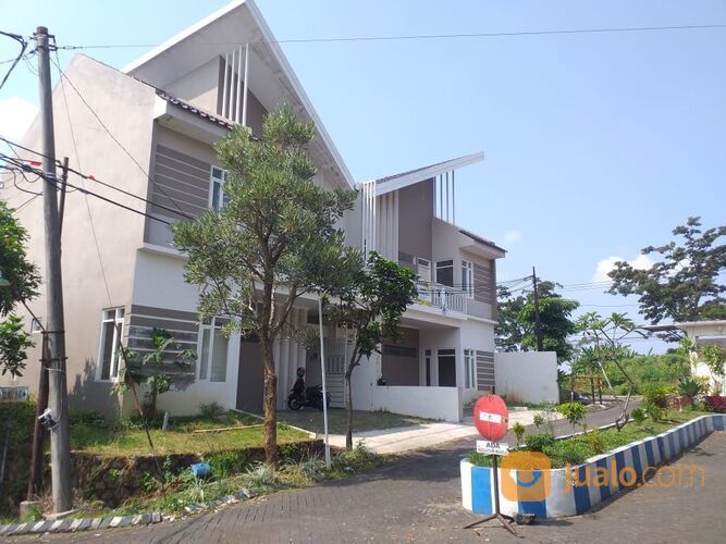 Rumah Mewah Siap Huni Di Villa Bukit Sengkaling Malang