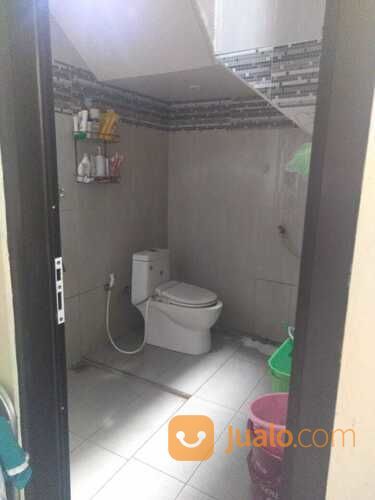 Rumah Didalam Komplek Perumahan Sawangan Permai Depok