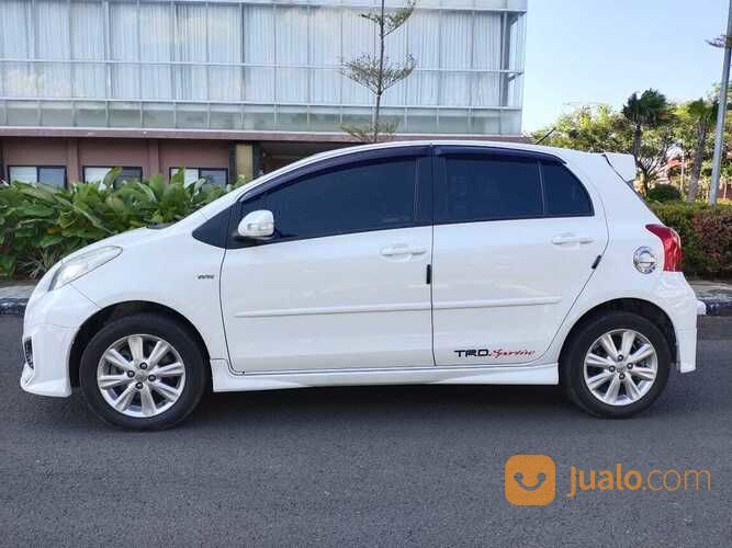 TOYOTA YARIS 1.5 S LIMITED AUTOMATIC METIK 2013