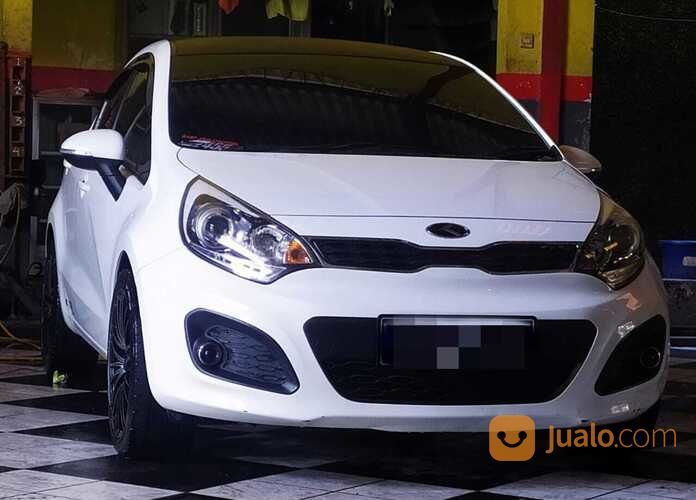 KIA Rio Tahun 2013 Manual Transmisi 6 Speed