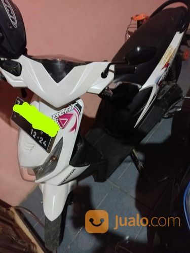 Honda Beat Karbu 2009 Warna Putih * Surat-Surat Lengkap BPKB Ada Masih Panjang Sampai 2024, STNK.