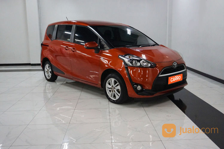 Toyota Sienta G AT 2017 Orange