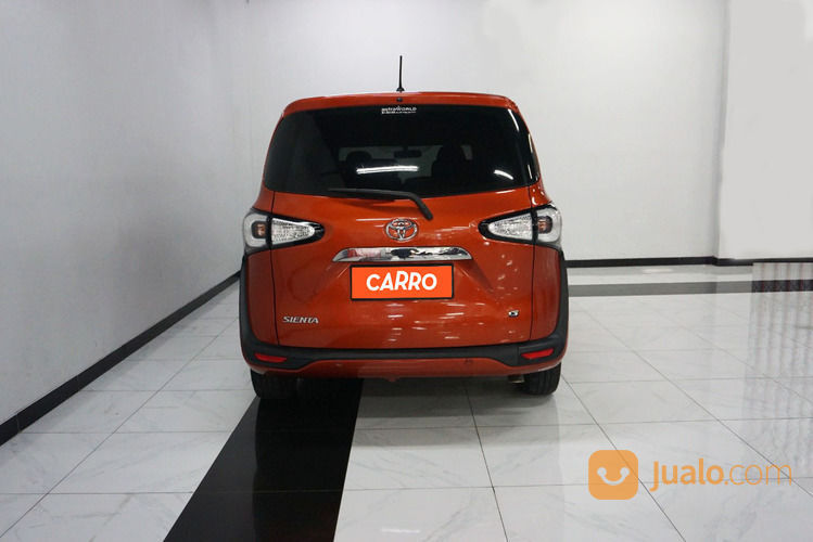 Toyota Sienta G AT 2017 Orange