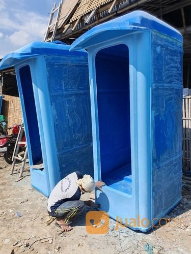 Produksi Toilet Portable Umum