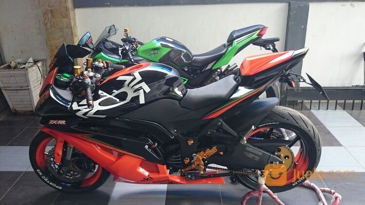 Kawasaki Ninja Kesayangan (Full Modification) di Kota Pontianak