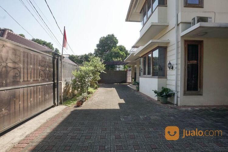 Rumah Dalam Komplek Jatipadang Pejaten, Jakarta Selatan AG1772