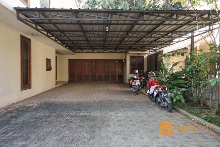 Rumah Dalam Komplek Jatipadang Pejaten, Jakarta Selatan AG1772