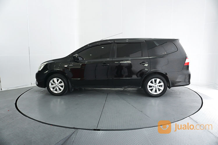 Nissan Grand Livina 1.5 XV AT 2015 Hitam