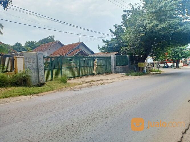 Tanah Dengan 2 Rumah Strategis Di Cibatu, Purwakarta P1101