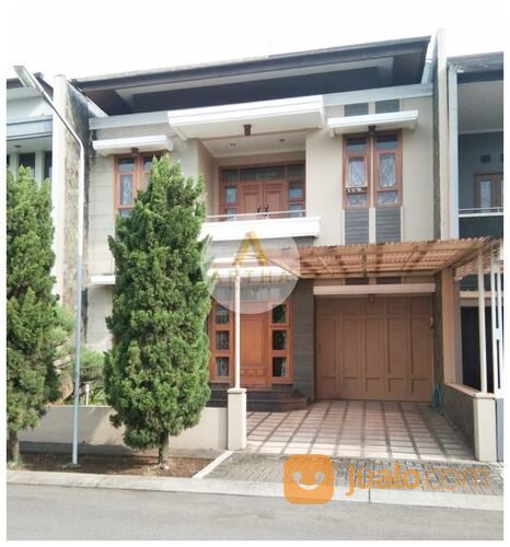 Rumah Singgasana Pradana Bandung