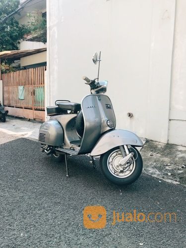 Vespa Sprint 77 Metalic Grey