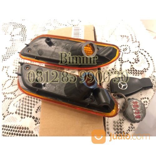 Side Marker US Style Mercedes Benz Mercy W203 C-Class Brand New Amber Orange
