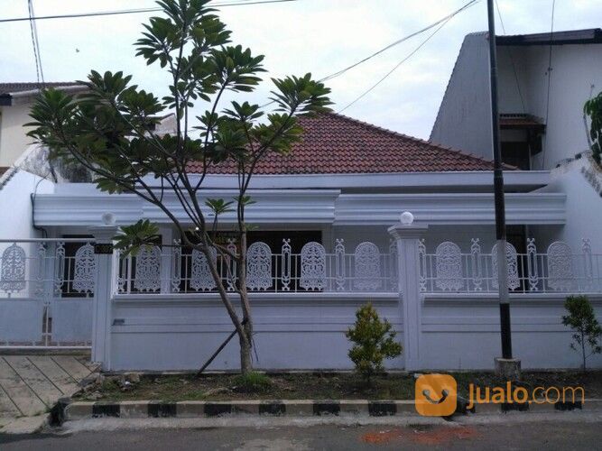 Rumah Luas Beserta Perabot Di Margorejo Indah, Surabaya P1104