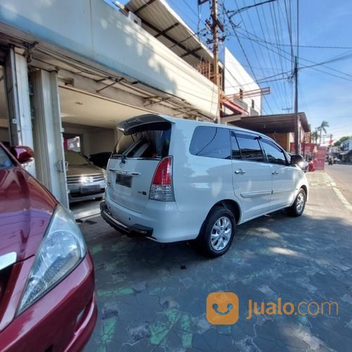 Toyota Kijang Innova G Bensin AT Matic 2010