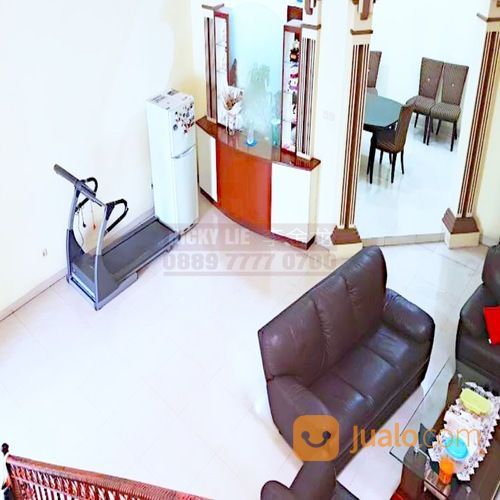 Rumah Depan Taman ( 8x20 ) Walet Permai - Pantai Indah Kapuk
