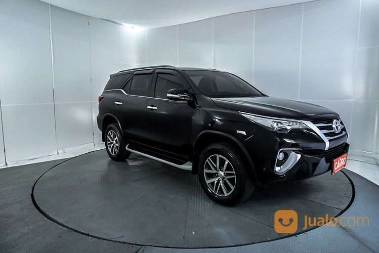 Toyota Fortuner 2.4 VRZ AT 2017 Hitam