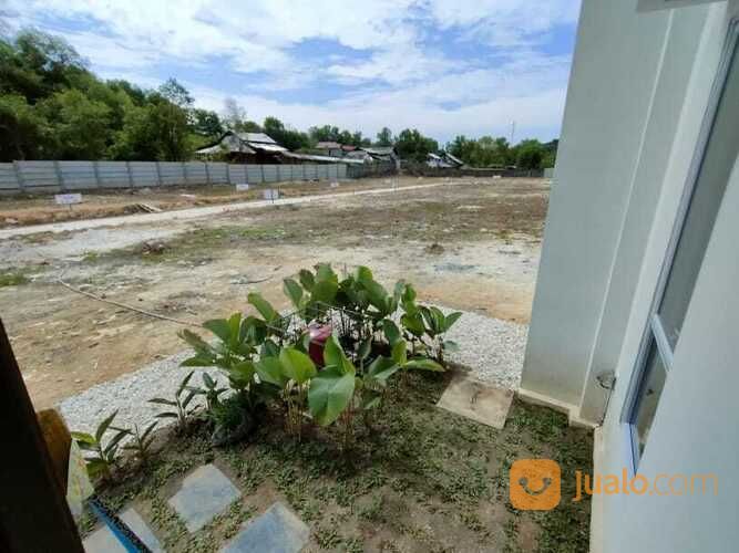 RUMAH DI KOMPLEK SENTOSA RESIDENCE JALAN ABDUL MALIK
