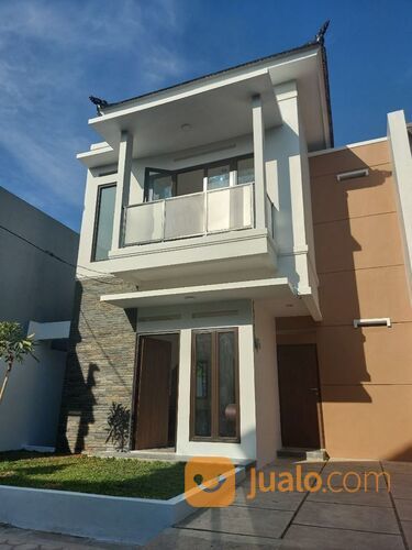 Rumah 2 Lantai Tipe 70/63 Desain Modern Bergaya Bali