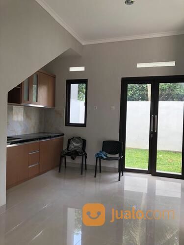 Rumah 2 Lantai Tipe 70/63 Desain Modern Bergaya Bali