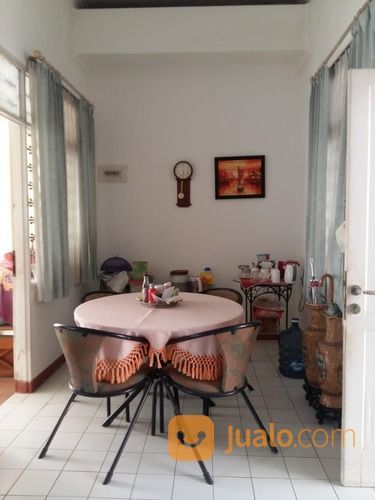 Rumah Asri Perumahan Griya Bintara Indah Bekasi Barat