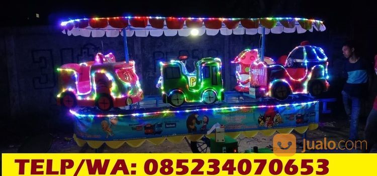 Kereta Pasar Malam Full Fiber