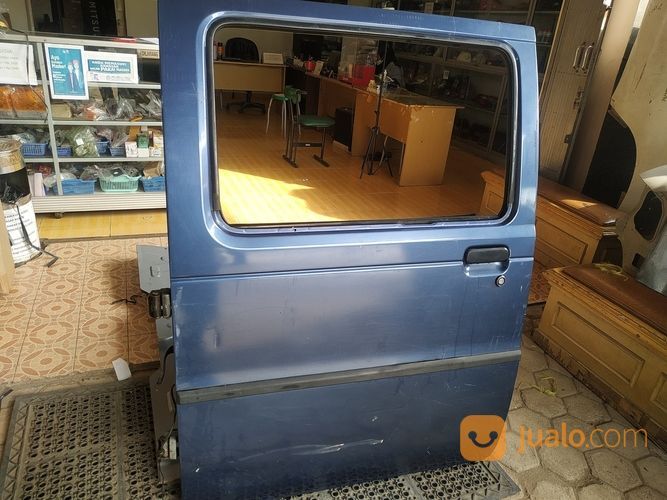 Pintu Belakang Suzuki Futura Real Van Sebelah Kiri