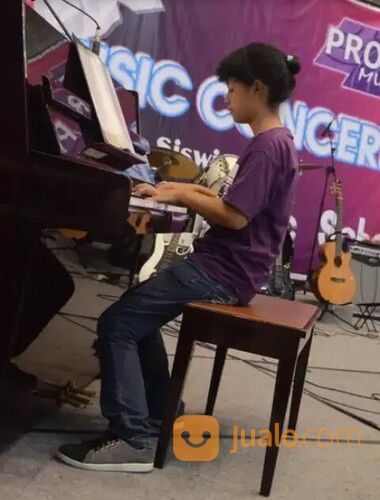 Stem Piano & Les Musik Private di rumah