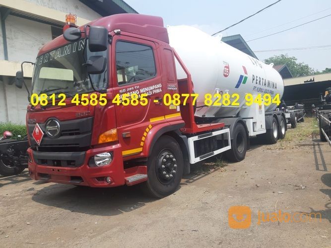 Truk Tangki Gas LPG Pertamina Solar BBM PSO SPBE
