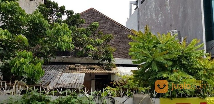 Rumah Tua Lokasi Strategis Di Jalan Musi, Jakarta Pusat AG1808