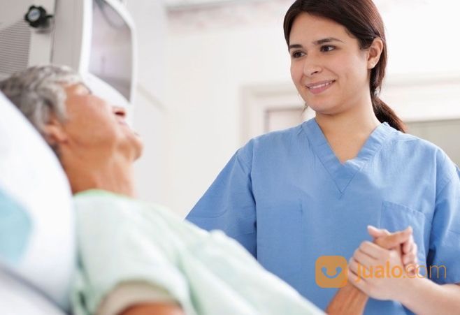 Cari Perawat Dampingi Pasien Di Rumah Sakit