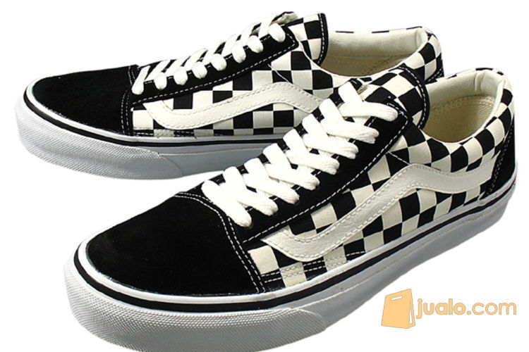 sepatu vans checker