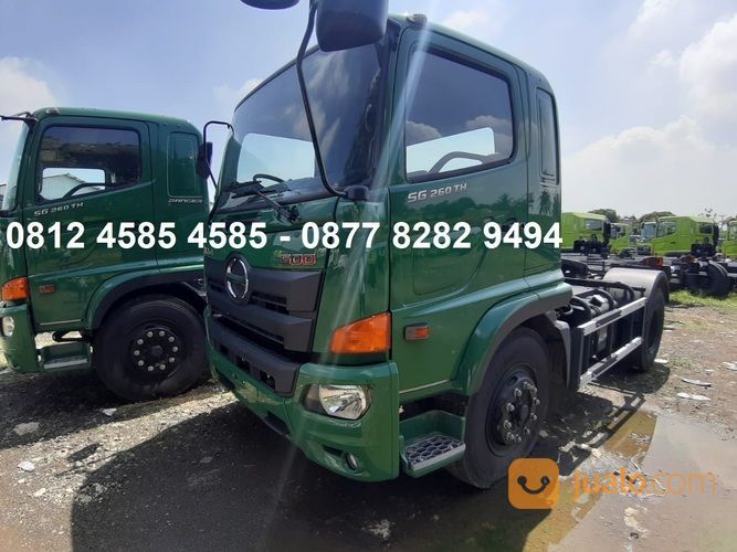 Truk Tractor Head Trailer Hino 500 Engkel FG 235 TH