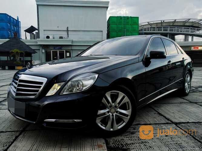 Mercedes Benz E 300 AVG 2011 Syariah Ready Now