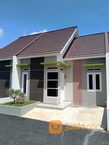 Rumah Dengan Taman Cantik Di Depannya Di Kota Depok, Jawa Barat | Jualo.com