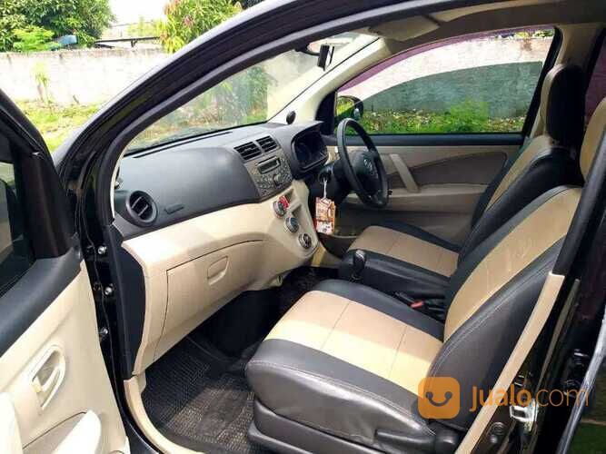 TDP 15jt DAIHATSU SIRION 1.3 RS MT 2014 HITAM