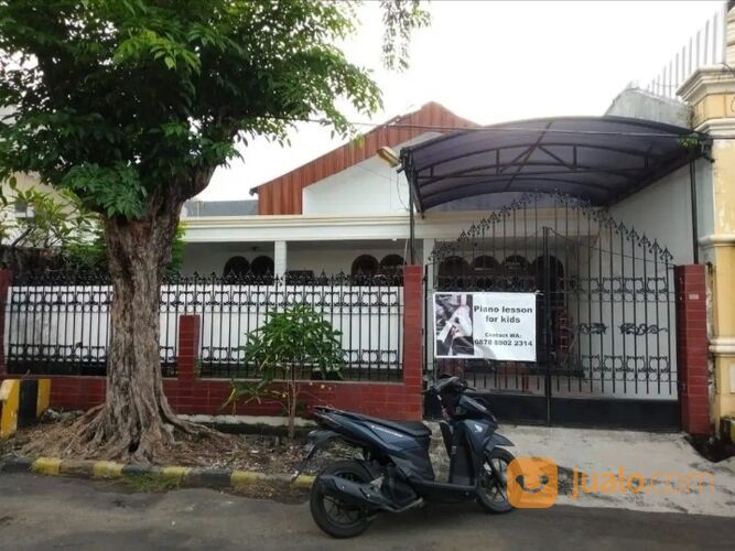 Rumah Di Darmo Harapan VIII Blok EB Surabaya