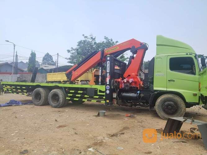 KAROSERI TRUK CRANE MOBIL