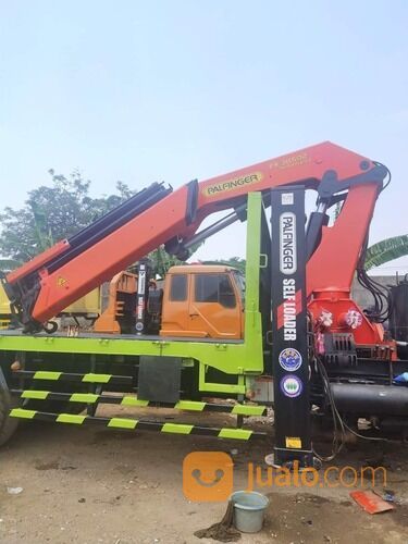 KAROSERI TRUK CRANE MOBIL