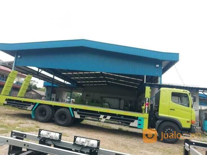 HINO SELF LOADER FM 260 JW TRADO HINO SELF LOADER FM 260 JW RANGER 500 LONG CHASSIS