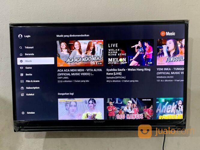 SHARP AQUOS SMART TV 32 Inch LIKE NEW Body TV Masih Full Terplastik