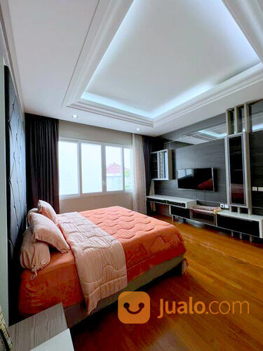 RUMAH SUPER LUX DI BUKIT GOLF PONDOK INDAH JAK-SEL Modorn Tropical Style