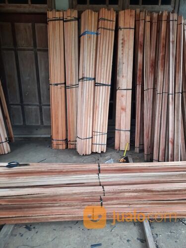 Bahan Wall Moulding Kayu Dan Jasa Pasang