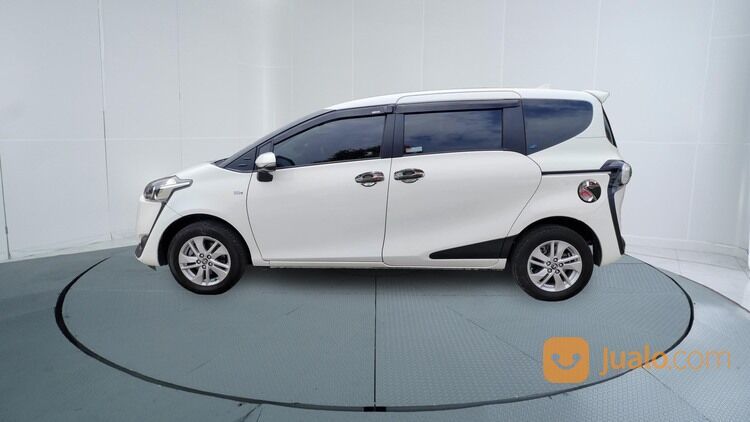 Toyota Sienta G MT 2017 Putih