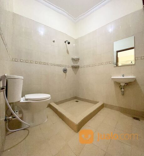 Kos Kost Kosan AC Palem Semi Taman Ubud Permata Harapan Kita Benton