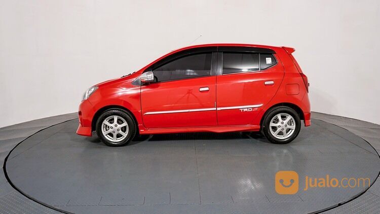 Agya Merah 2016: Ikon Kecil yang Menggetarkan Pasar Mobil LCGC